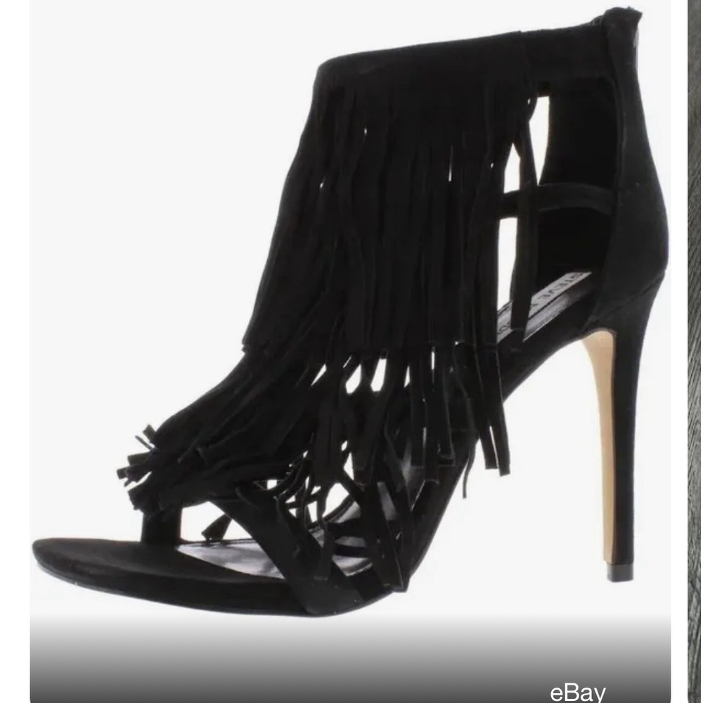 Steve Madden Black Open Toe Fringly 4 in Suede Sandals